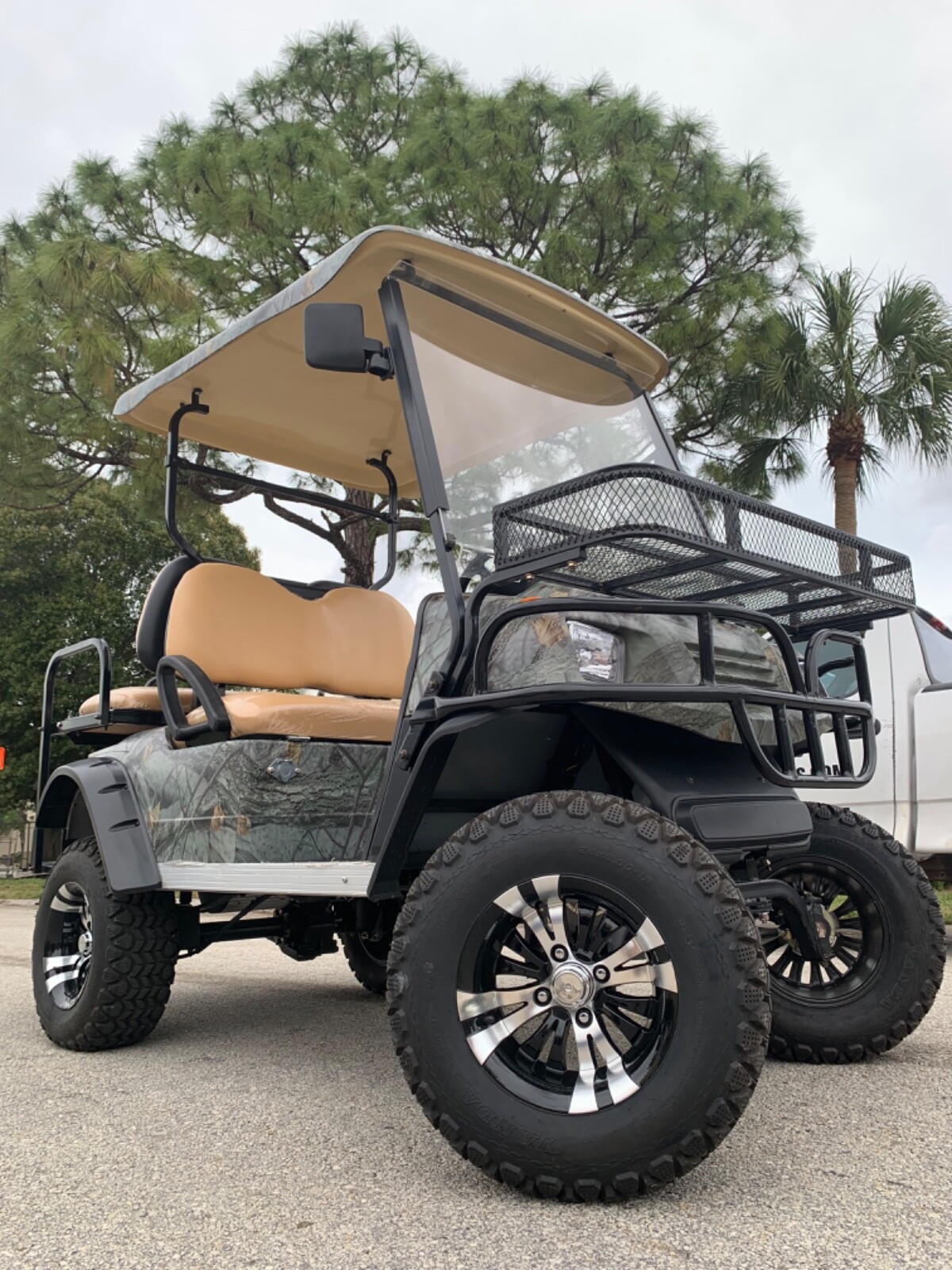 CAMO SILVERLIGHT 4 PASSENGER LIFTED STREET LEGAL READY GOLF CART